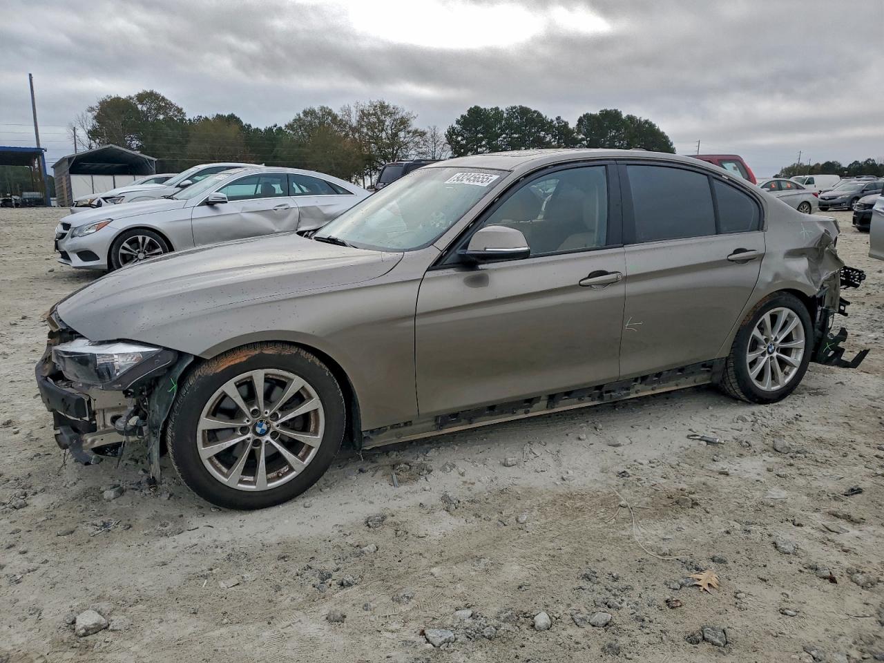 Фото: WBA8E1G5XGNT34736