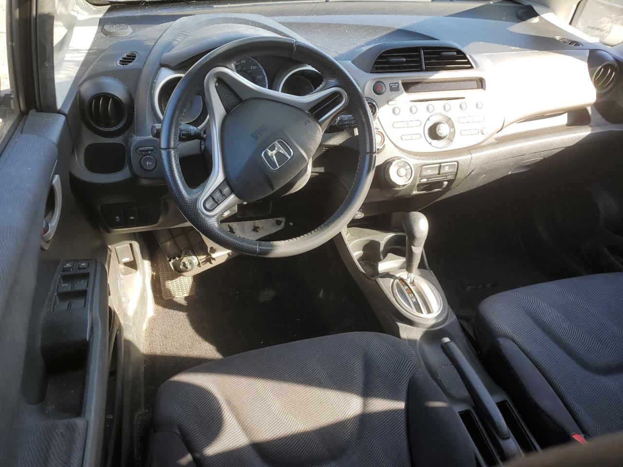 2011 Honda Fit Sport VIN: JHMGE8H50BC002040 Lot: 90717135