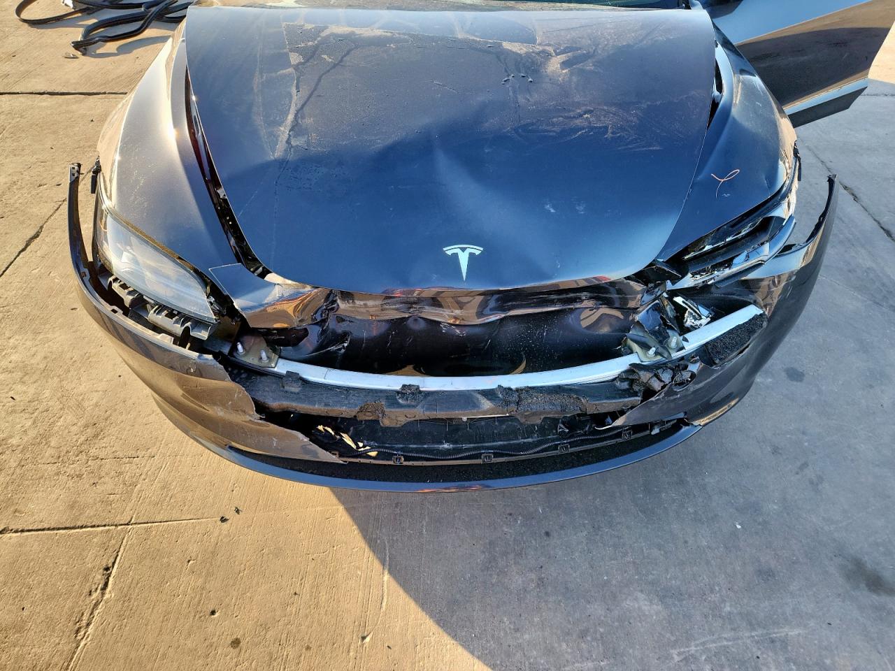 2025 Tesla Model 3 VIN: 5YJ3E1EA2SF913305 Lot: 92719105