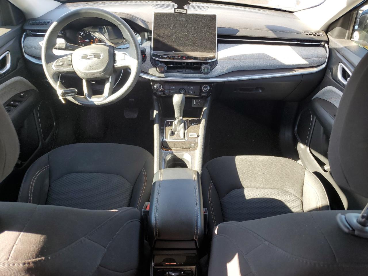 2022 Jeep Compass Sport VIN: 3C4NJDAB2NT205534 Lot: 92907495