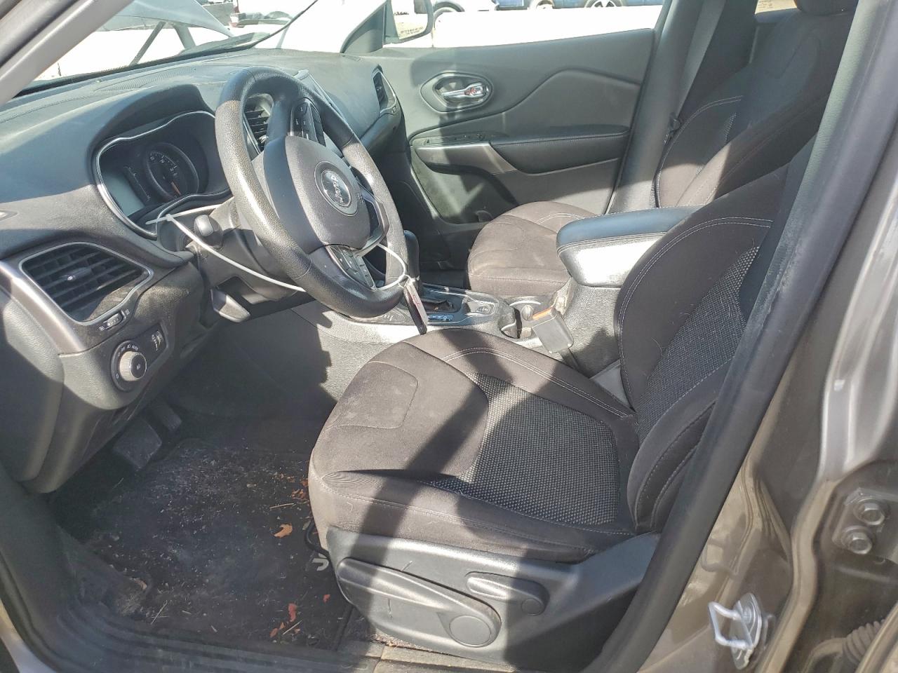 2019 Jeep Cherokee Latitude VIN: 1C4PJMCX1KD191757 Lot: 94210535