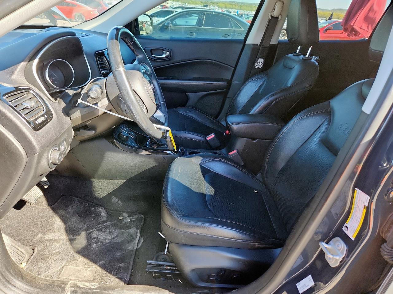 2018 Jeep Compass Limited VIN: 3C4NJDCB9JT283994 Lot: 92535865