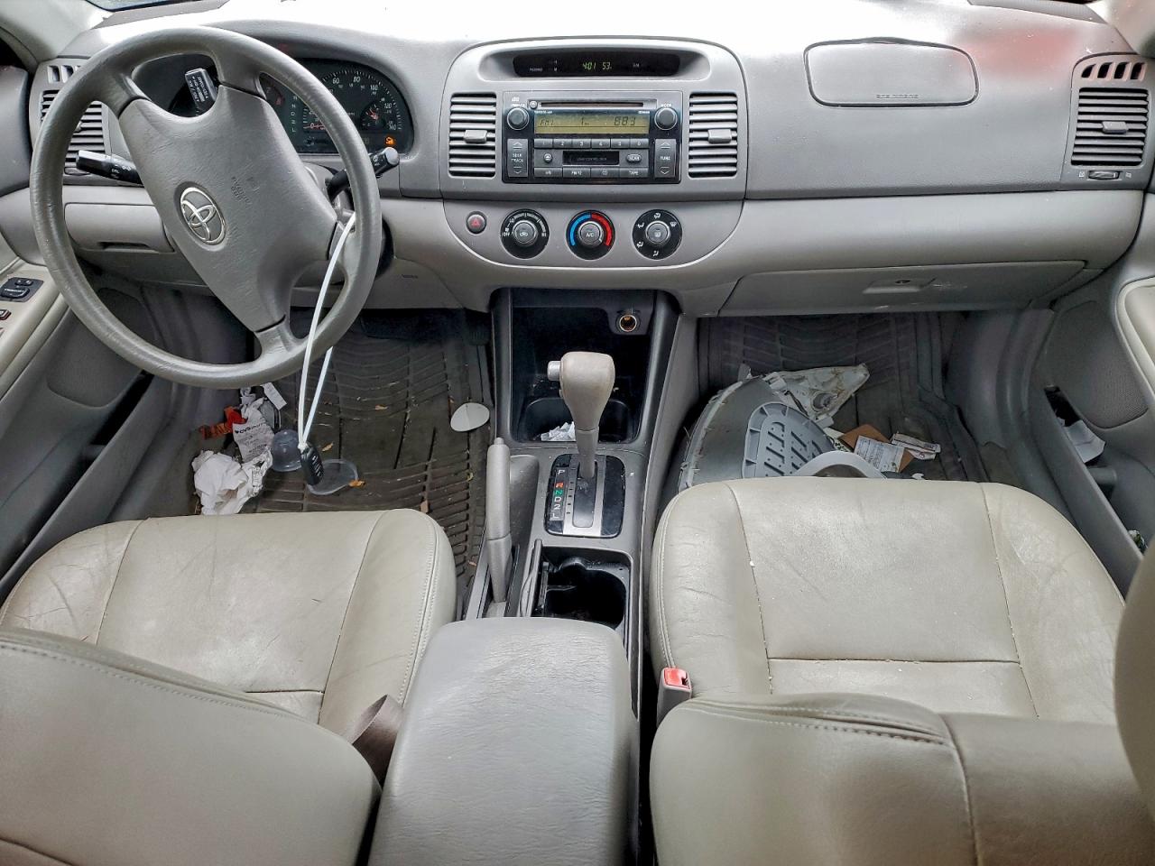 2003 Toyota Camry Le VIN: 4T1BE32K43U692718 Lot: 94255845