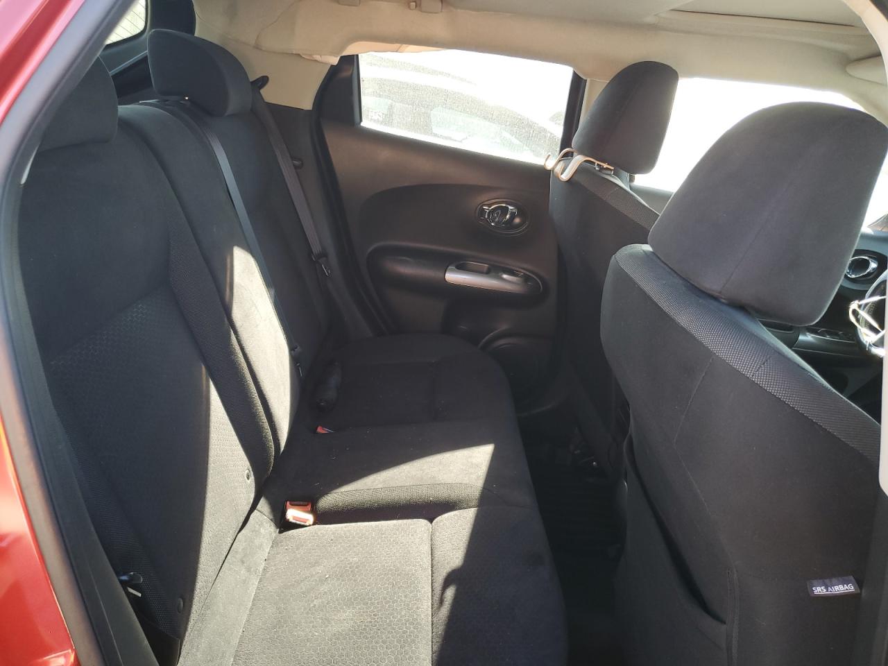 2014 Nissan Juke S VIN: JN8AF5MR1ET451005 Lot: 92940395