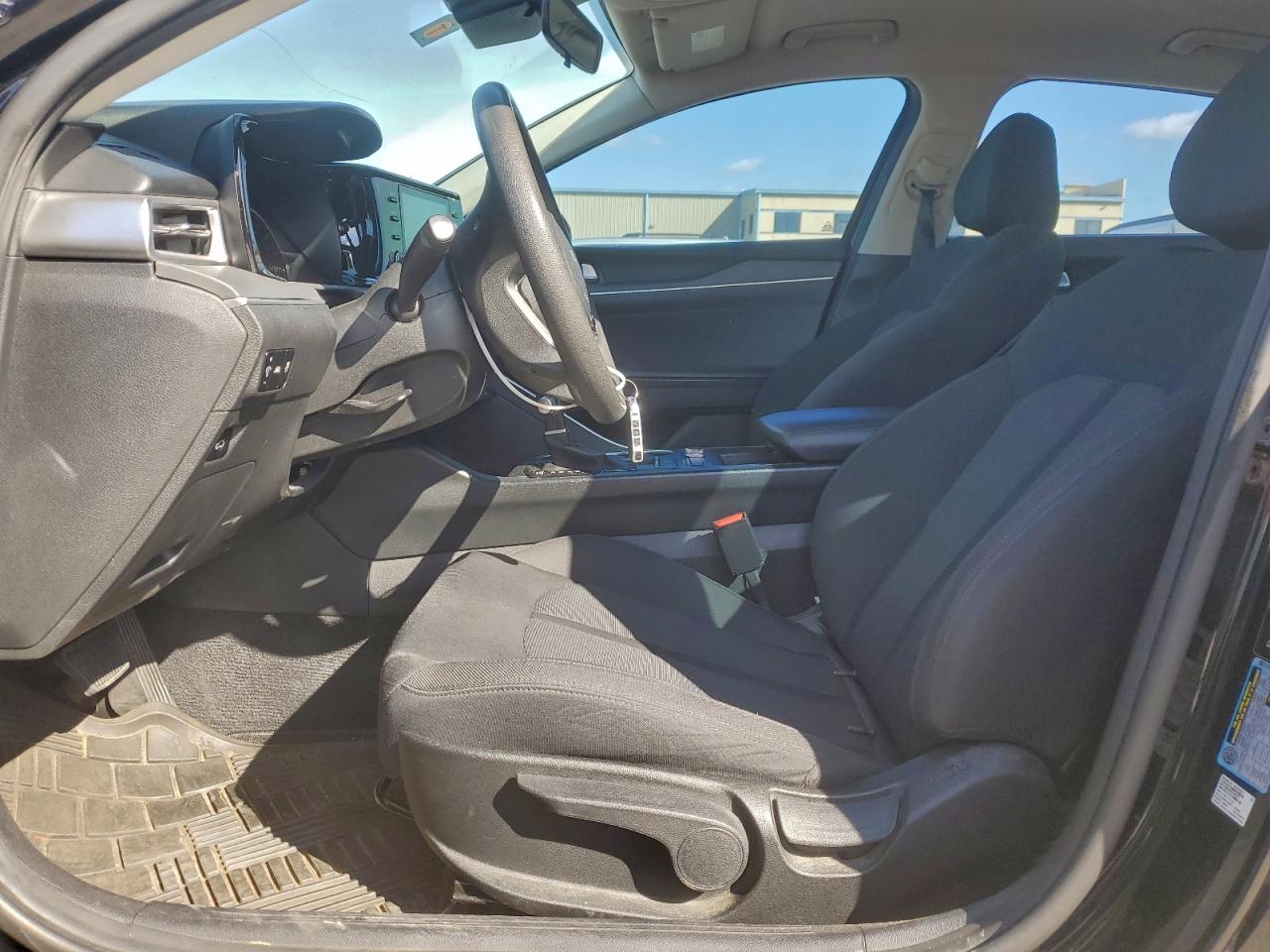 2022 Kia K5 Lxs VIN: 5XXG14J29NG102745 Lot: 92829855