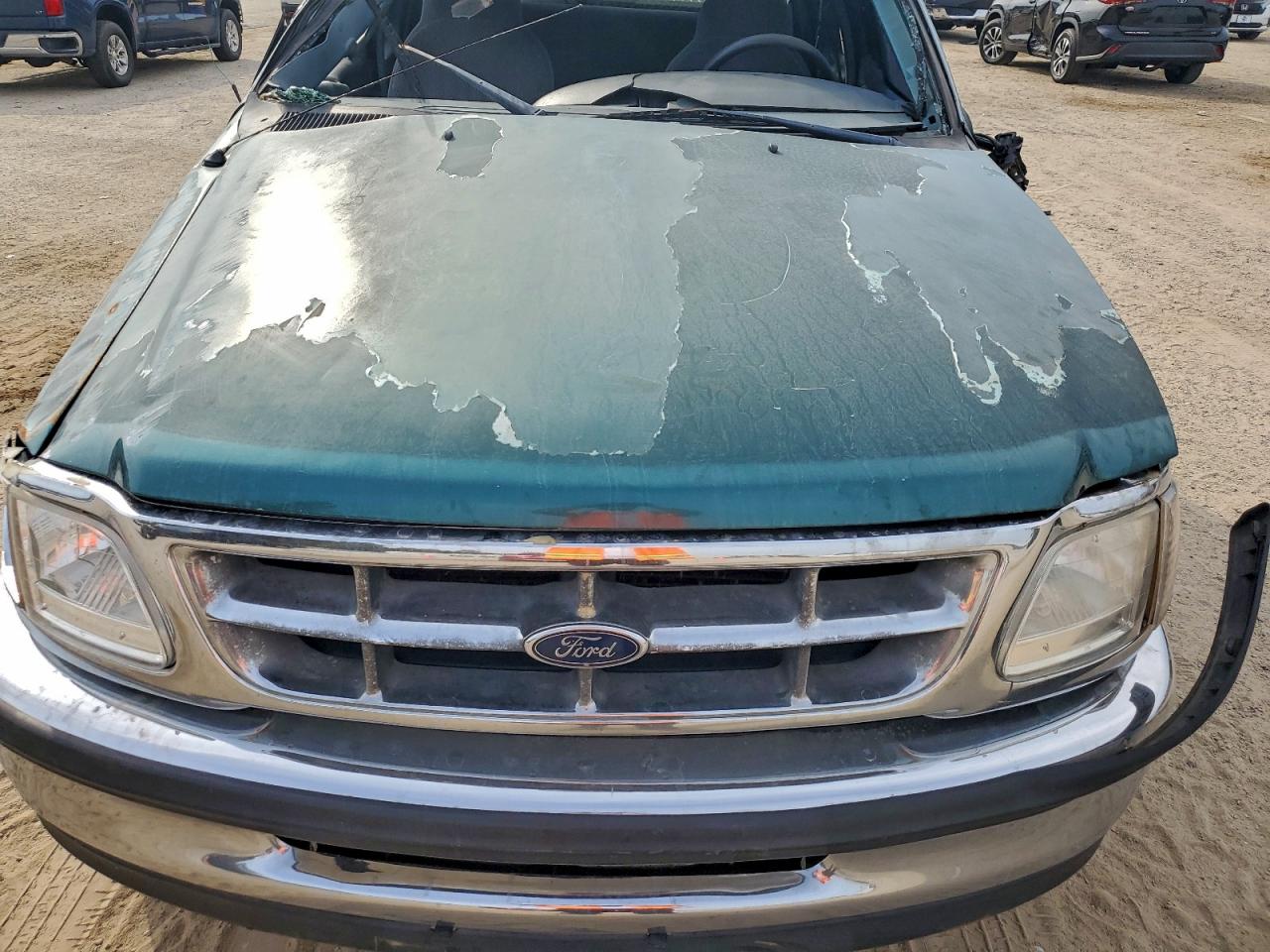 1998 Ford F150 VIN: 1FTZX1765WNB08922 Lot: 93960875