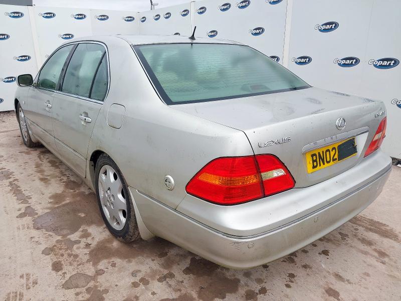 2002 LEXUS LS 4.3 V8 4DR AUTO