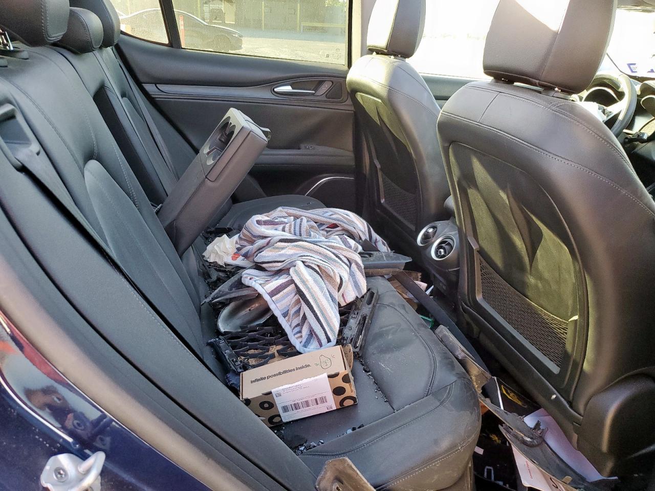 2018 Alfa Romeo Stelvio VIN: ZASFAKAN2J7B68199 Lot: 92642815