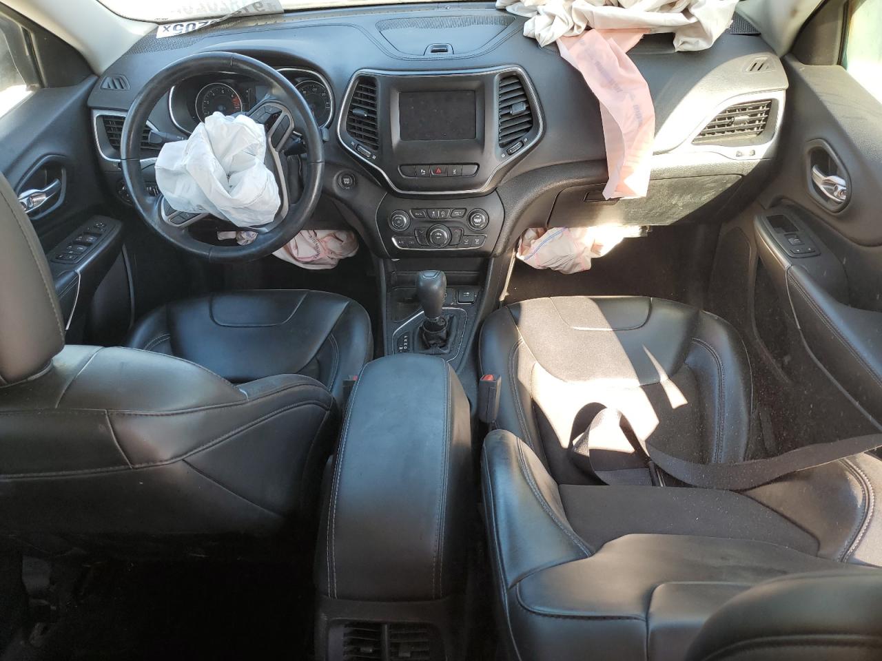 2021 Jeep Cherokee Latitude Plus VIN: 1C4PJLLB3MD116446 Lot: 91828205