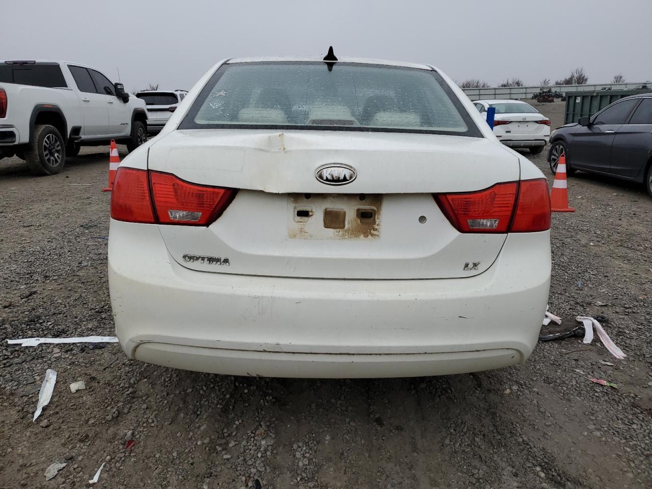 2009 Kia Optima Lx VIN: KNAGE228X95304352 Lot: 93837405