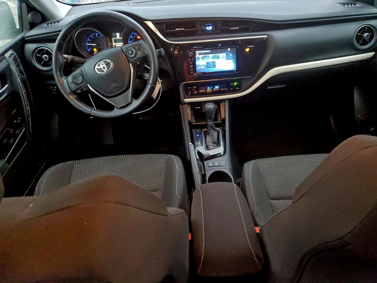 2017 Toyota Corolla Im VIN: JTNKARJEXHJ545211 Lot: 94525555