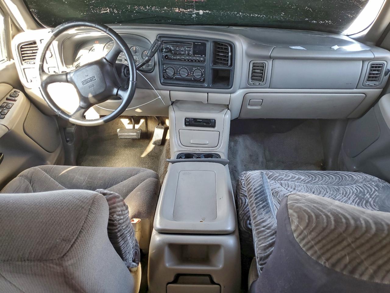 2002 GMC Yukon VIN: 1GKEC13V62R264918 Lot: 94303595