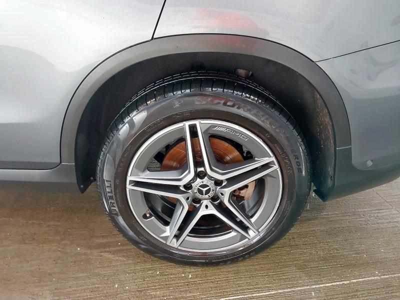 2021 MERCEDES-BENZ GLC GLC 300 4MATIC AMG LINE 5DR 9G-TRONIC