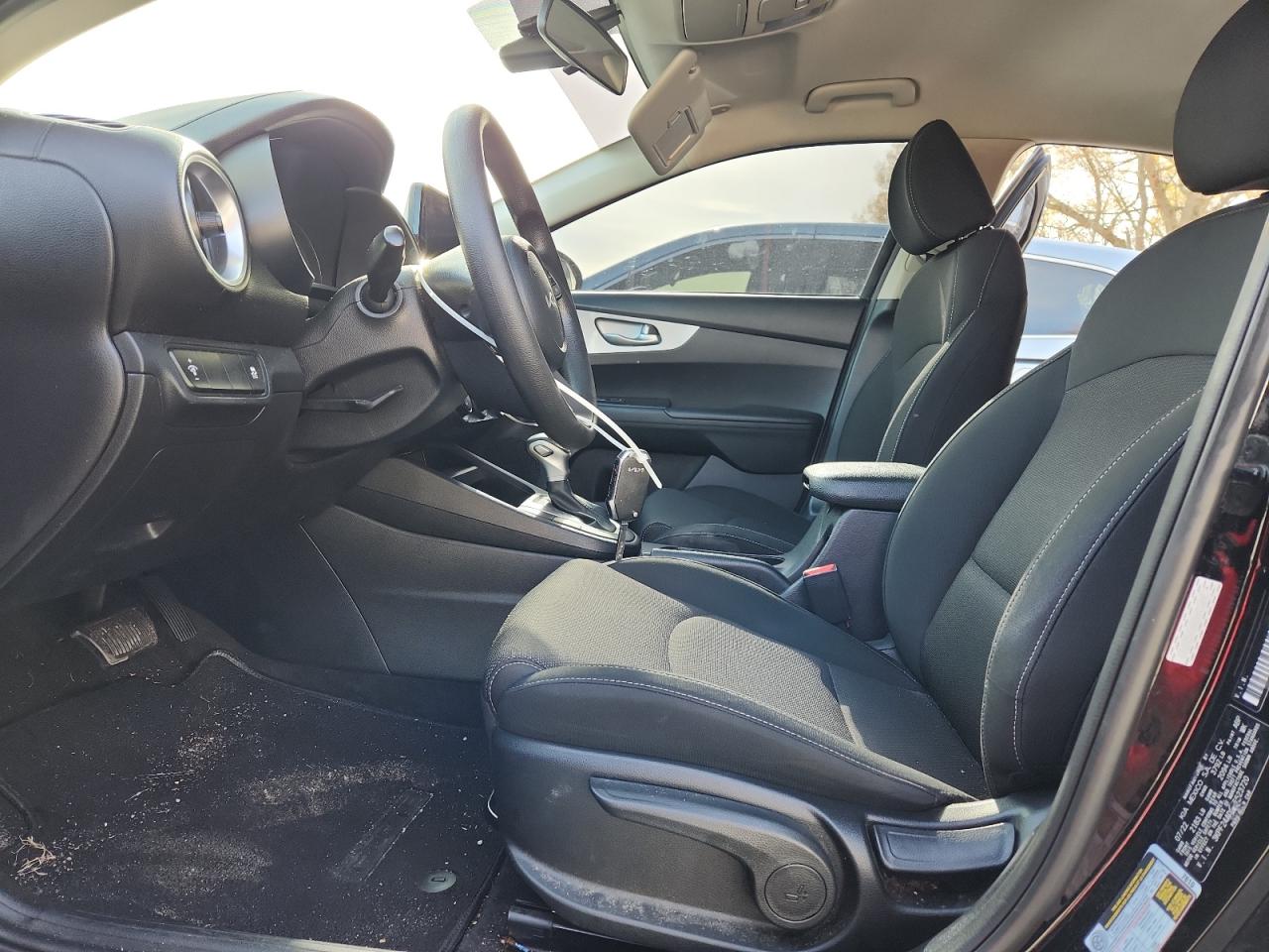 2023 Kia Forte Lx VIN: 3KPF24AD8PE523720 Lot: 90588875