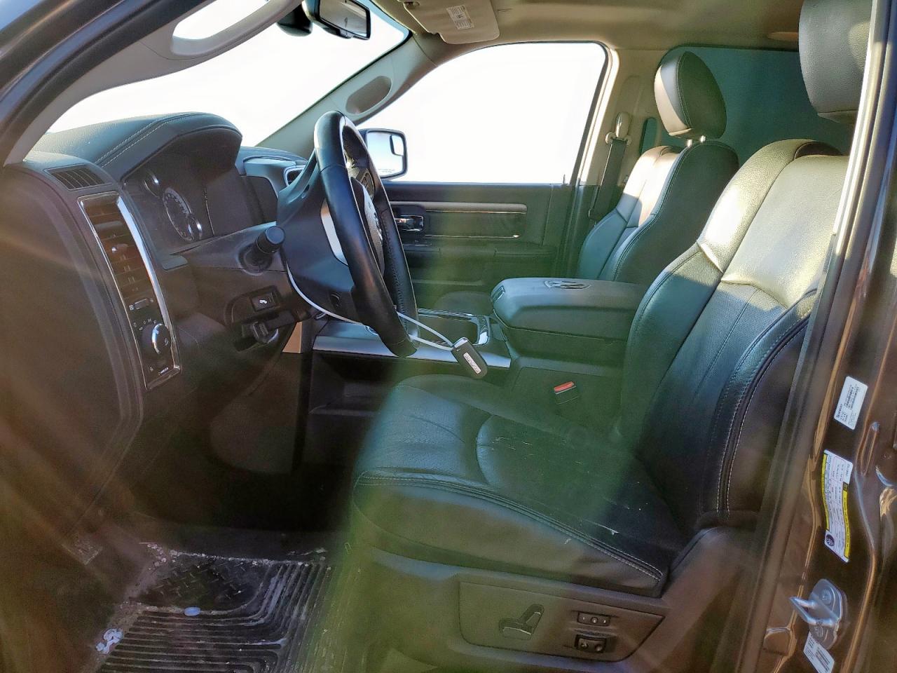 2018 Ram 2500 Laramie VIN: 3C6UR5NL8JG307752 Lot: 91174875