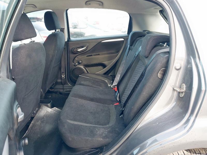 2013 FIAT PUNTO 1.4 EASY 5DR