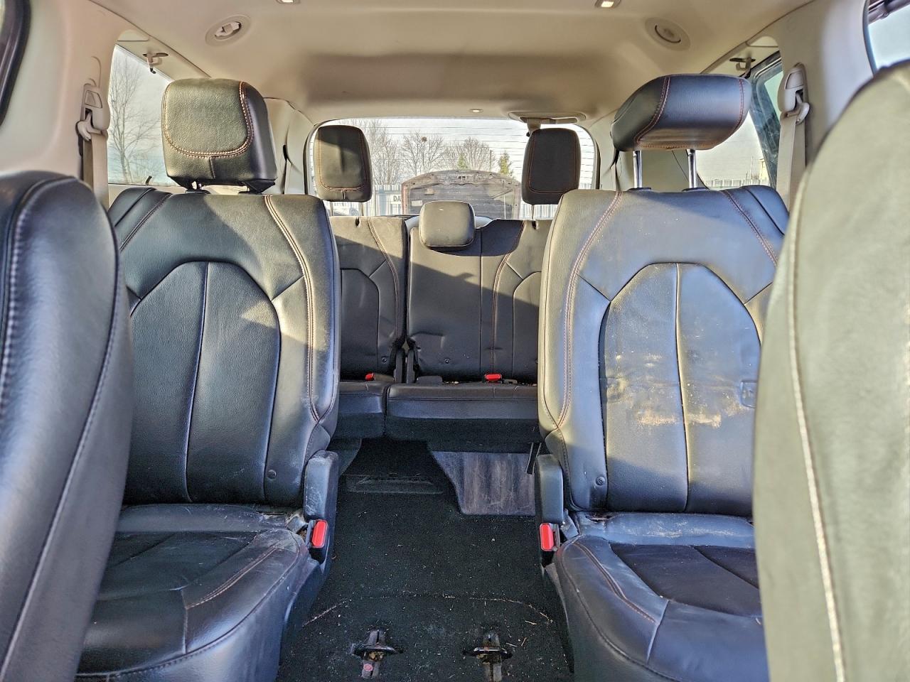 2017 Chrysler Pacifica Touring L VIN: 2C4RC1BG4HR550656 Lot: 93261425