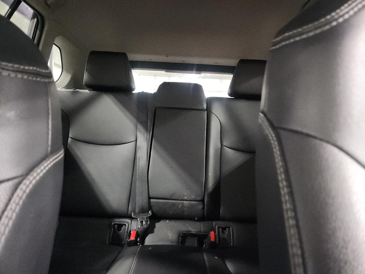 2022 Toyota Corolla Cross Xle VIN: 7MUDAABG6NV034372 Lot: 92667945