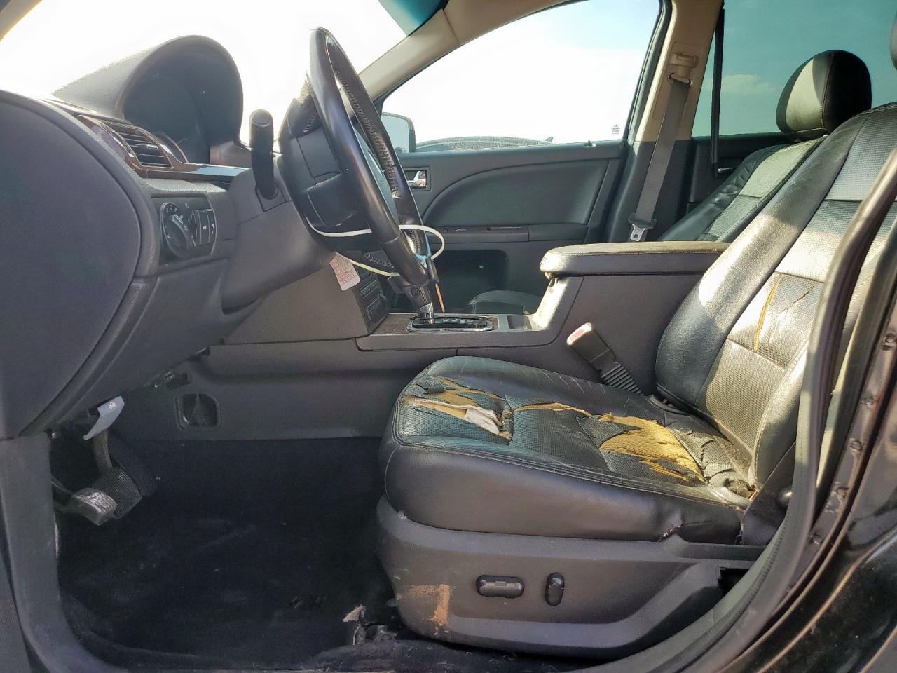 2008 Ford Taurus Limited VIN: 1FAHP28W08G121350 Lot: 92834445