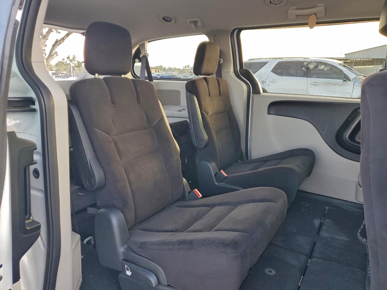 2014 Dodge Grand Caravan Sxt VIN: 2C4RDGCG7ER265993 Lot: 94501115