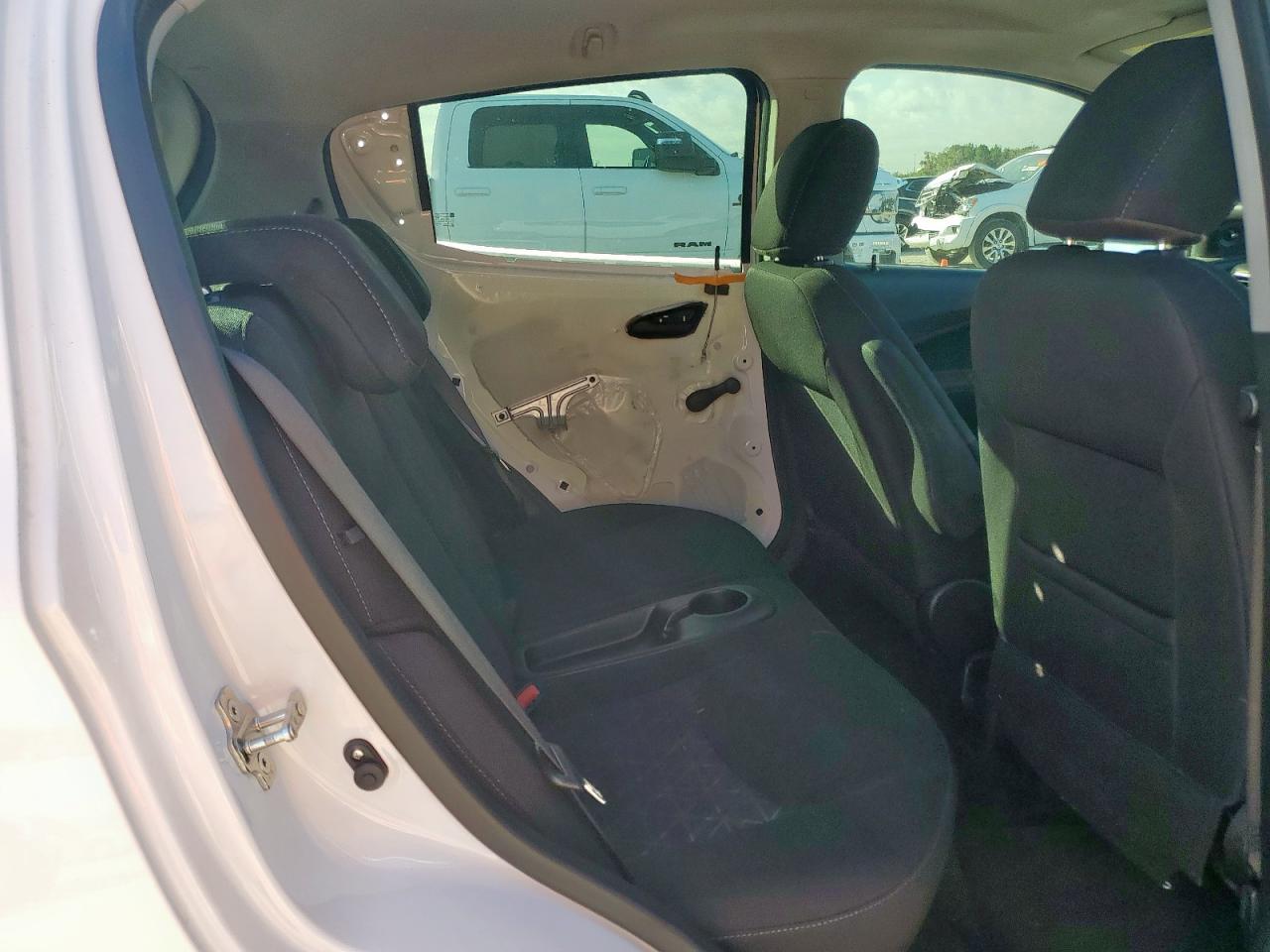 2021 Chevrolet Spark Ls VIN: KL8CA6SA7MC715275 Lot: 92004255