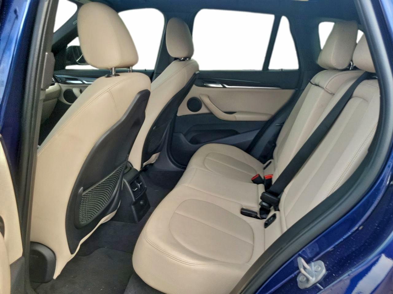 Фото: WBXHT3C31J5L32134