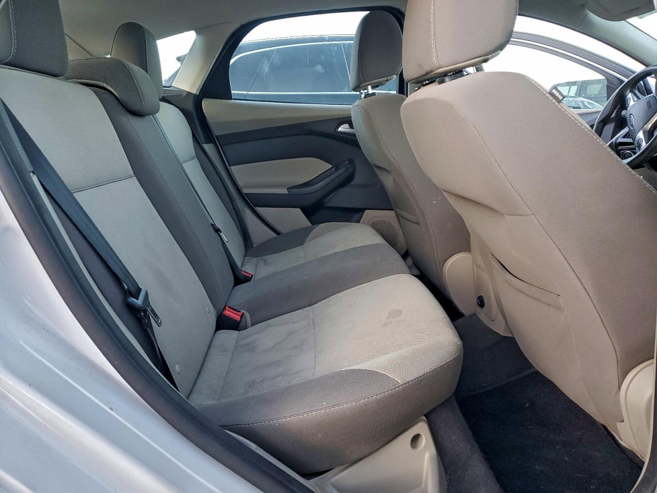 2014 Ford Focus Se VIN: 1FADP3K20EL112029 Lot: 93558235