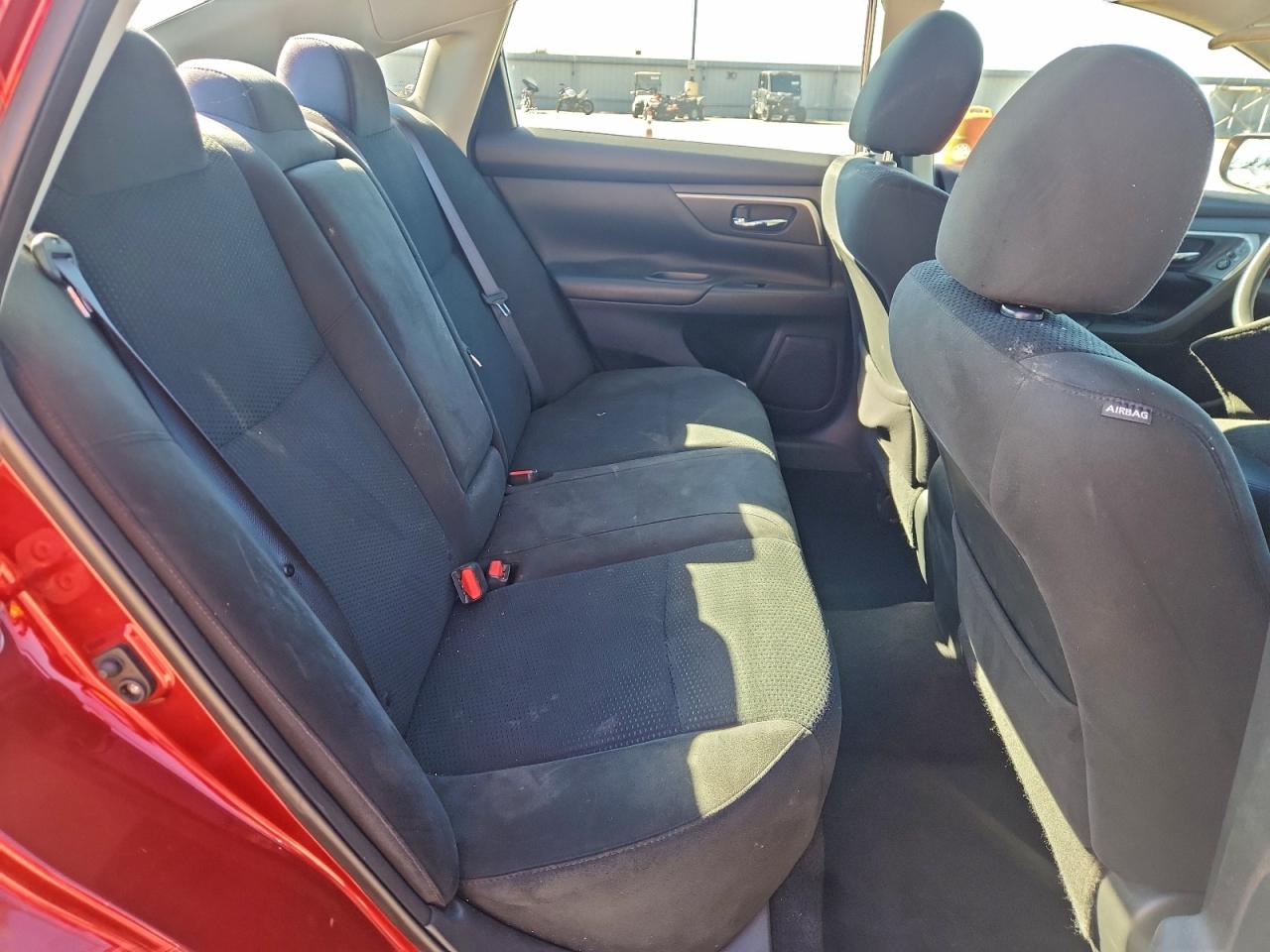 2015 Nissan Altima 2.5 VIN: 1N4AL3AP0FC250117 Lot: 94419735