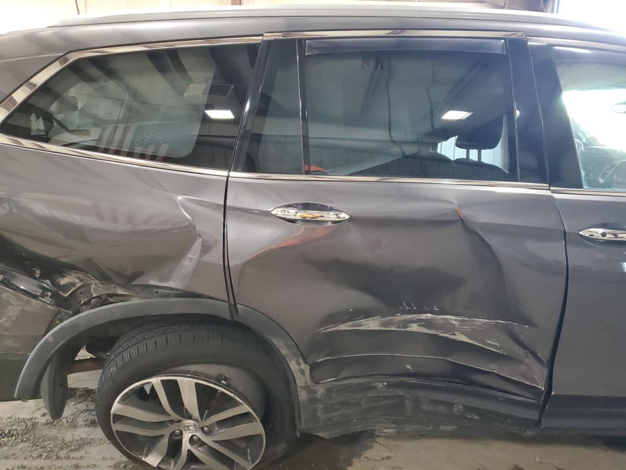 2017 Honda Pilot Touring VIN: 5FNYF6H94HB095084 Lot: 92186335