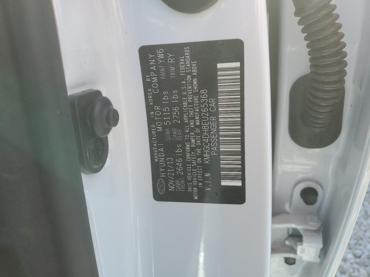 2014 Hyundai Genesis 5.0L VIN: KMHGC4DH8EU265368 Lot: 92930165