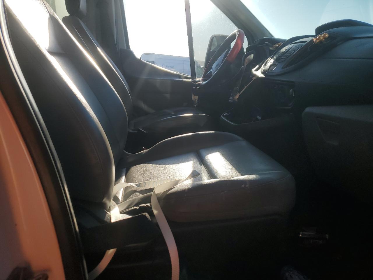 2017 Ford Transit T-350 Hd VIN: 1FDBF8ZM0HKB48544 Lot: 93446405