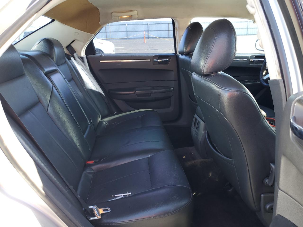 2010 Chrysler 300 Touring VIN: 2C3CA5CV4AH185475 Lot: 91722015