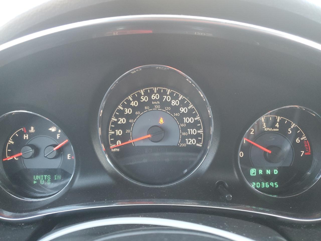 2014 Chrysler 200 Touring VIN: 1C3CCBBB1EN128745 Lot: 92235965