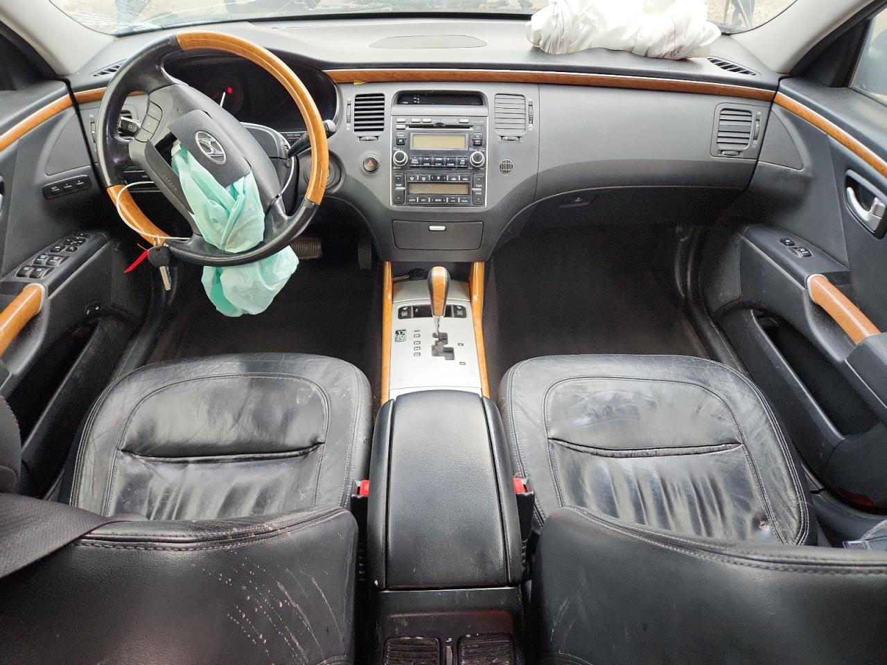 2008 Hyundai Azera Se VIN: KMHFC46F68A318632 Lot: 93690835