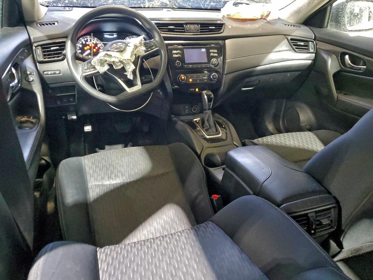 2017 Nissan Rogue S VIN: JN8AT2MV1HW251152 Lot: 93883365