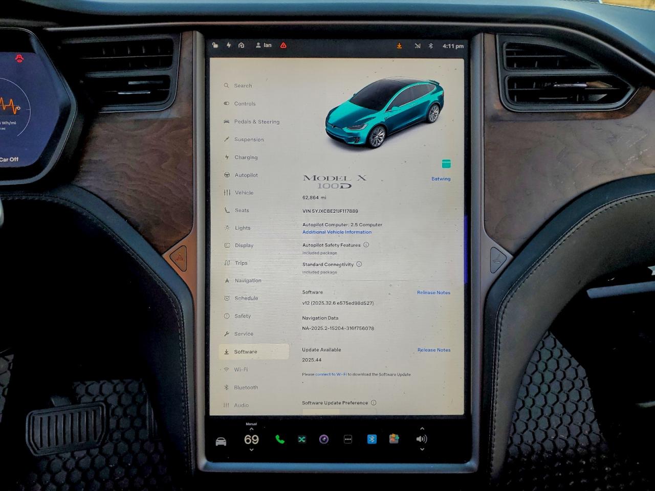 2018 Tesla Model X VIN: 5YJXCBE21JF117889 Lot: 94420695