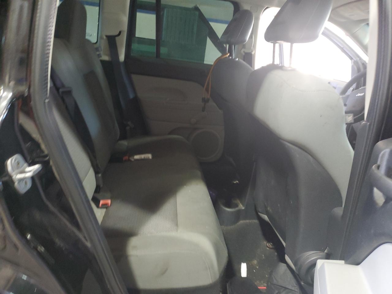 2007 Jeep Compass VIN: 1J8FT47WX7D196544 Lot: 91876665