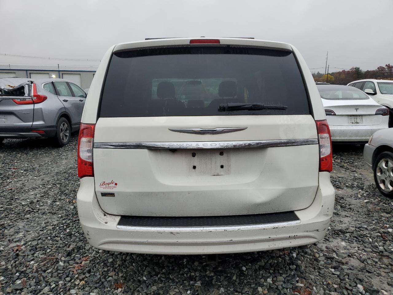 2011 Chrysler Town & Country Touring VIN: 2A4RR5DG0BR638155 Lot: 92087985