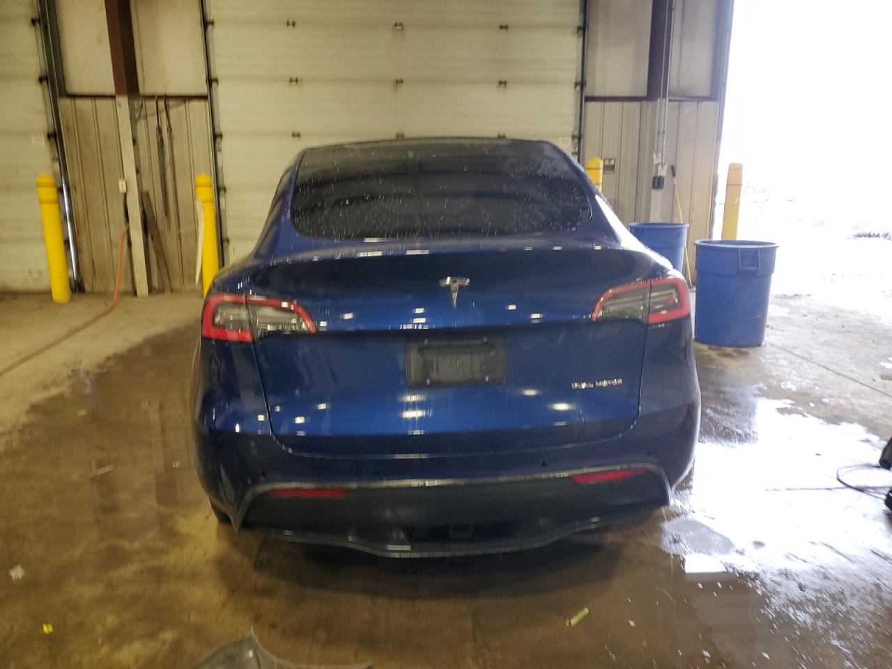 2021 Tesla Model Y VIN: 5YJYGDEE1MF065733 Lot: 91703285
