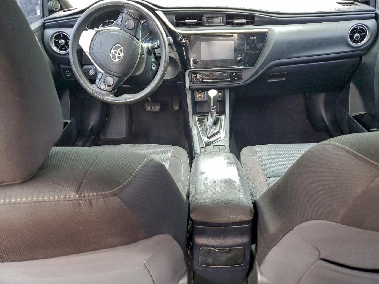 2017 Toyota Corolla L VIN: 2T1BURHE9HC915707 Lot: 94095355