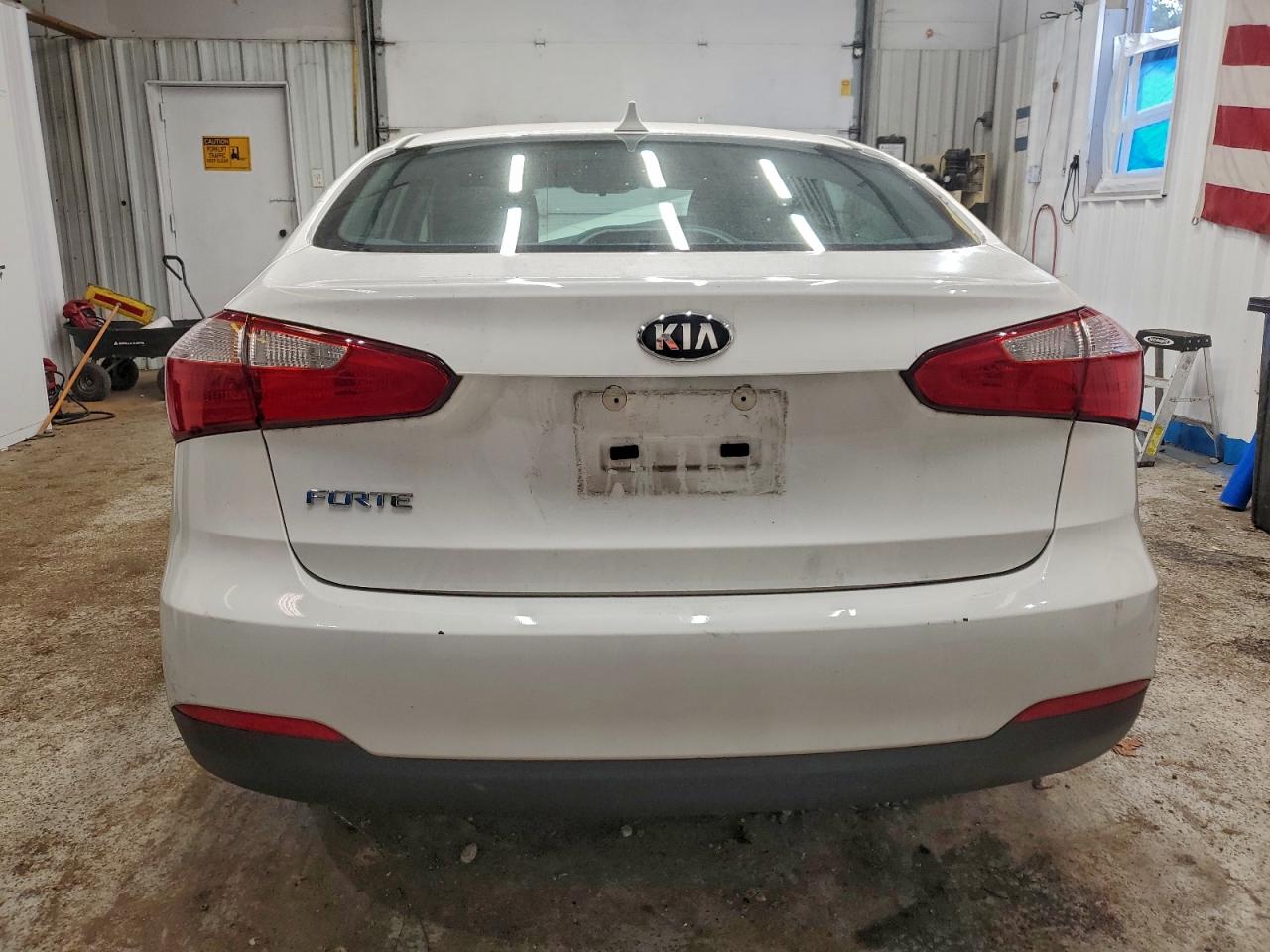 2016 Kia Forte Lx VIN: KNAFK4A64G5485588 Lot: 93824355