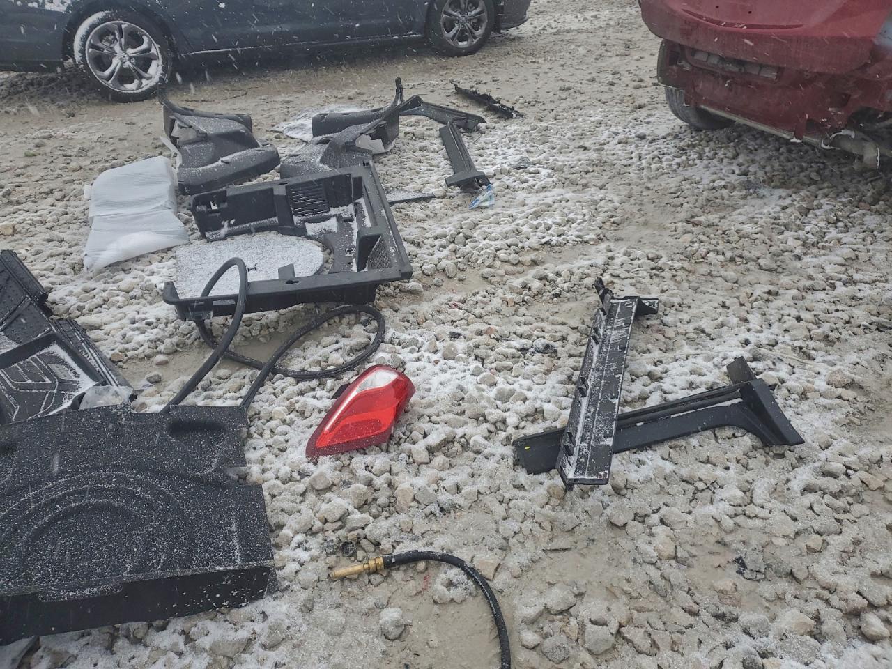 2020 Chevrolet Equinox Premier VIN: 2GNAXXEV8L6165469 Lot: 94516725