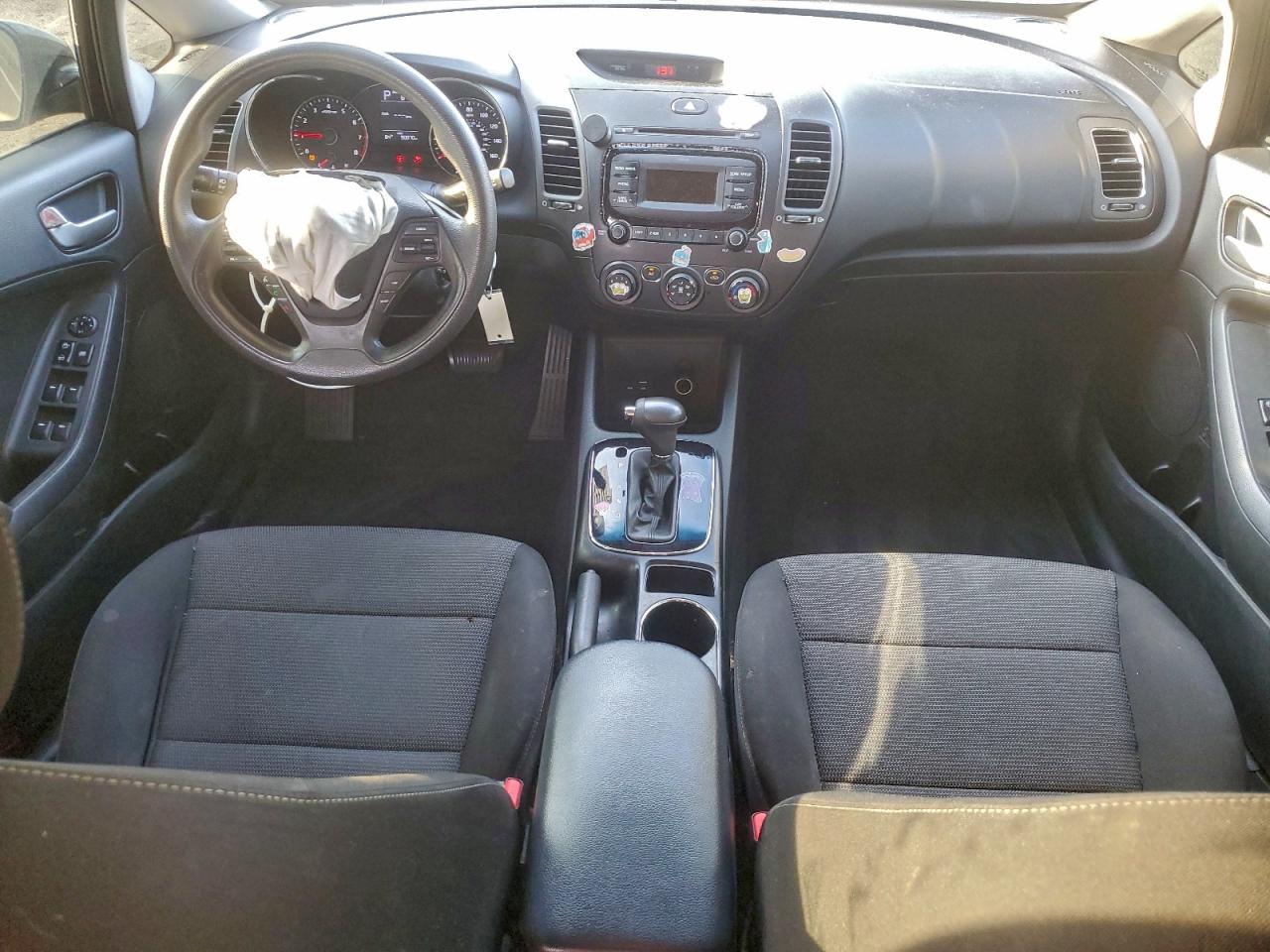 2018 Kia Forte Lx VIN: 3KPFK4A78JE182711 Lot: 93926125