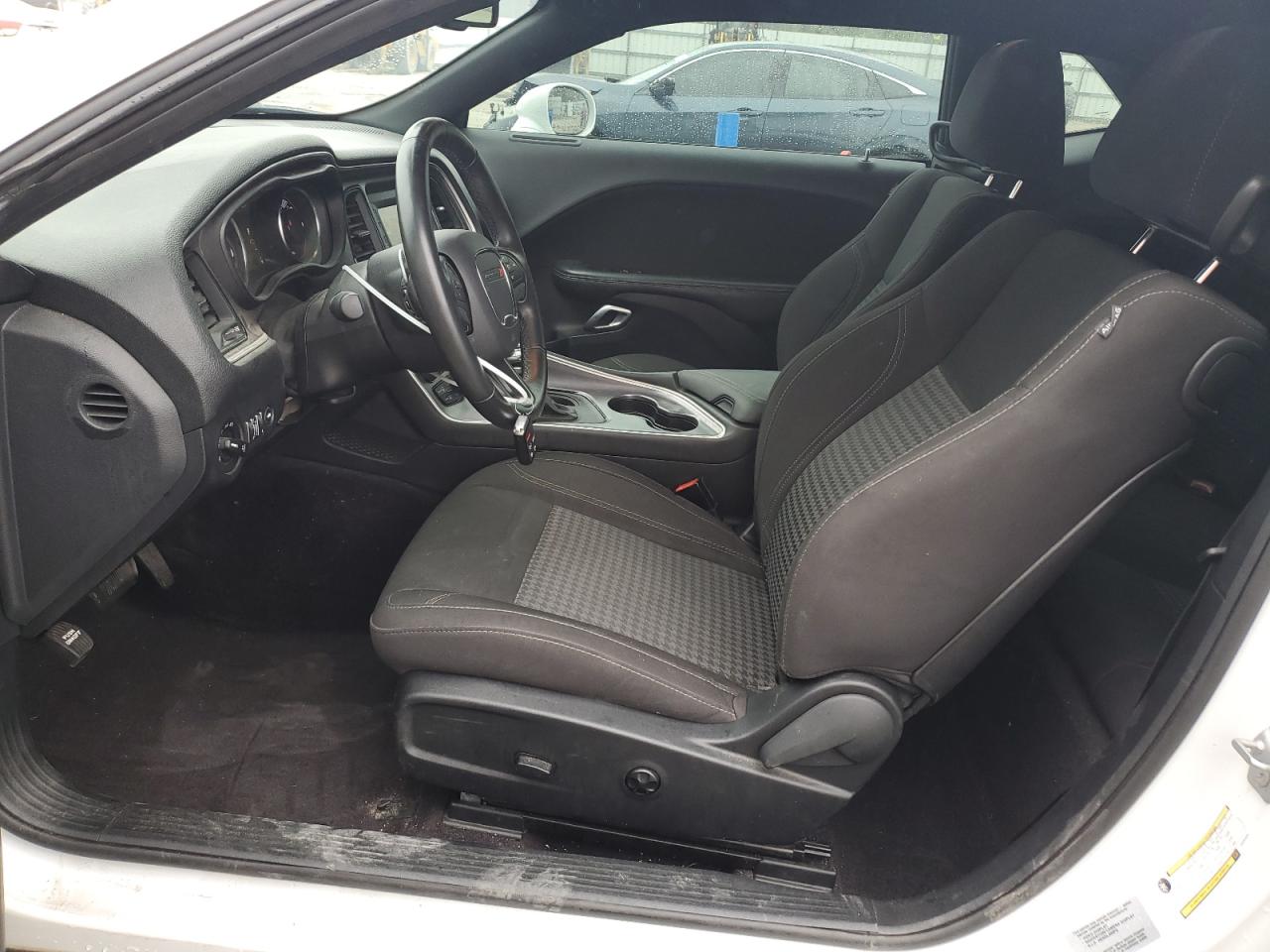 2017 Dodge Challenger R/T VIN: 2C3CDZBT4HH554926 Lot: 93669725