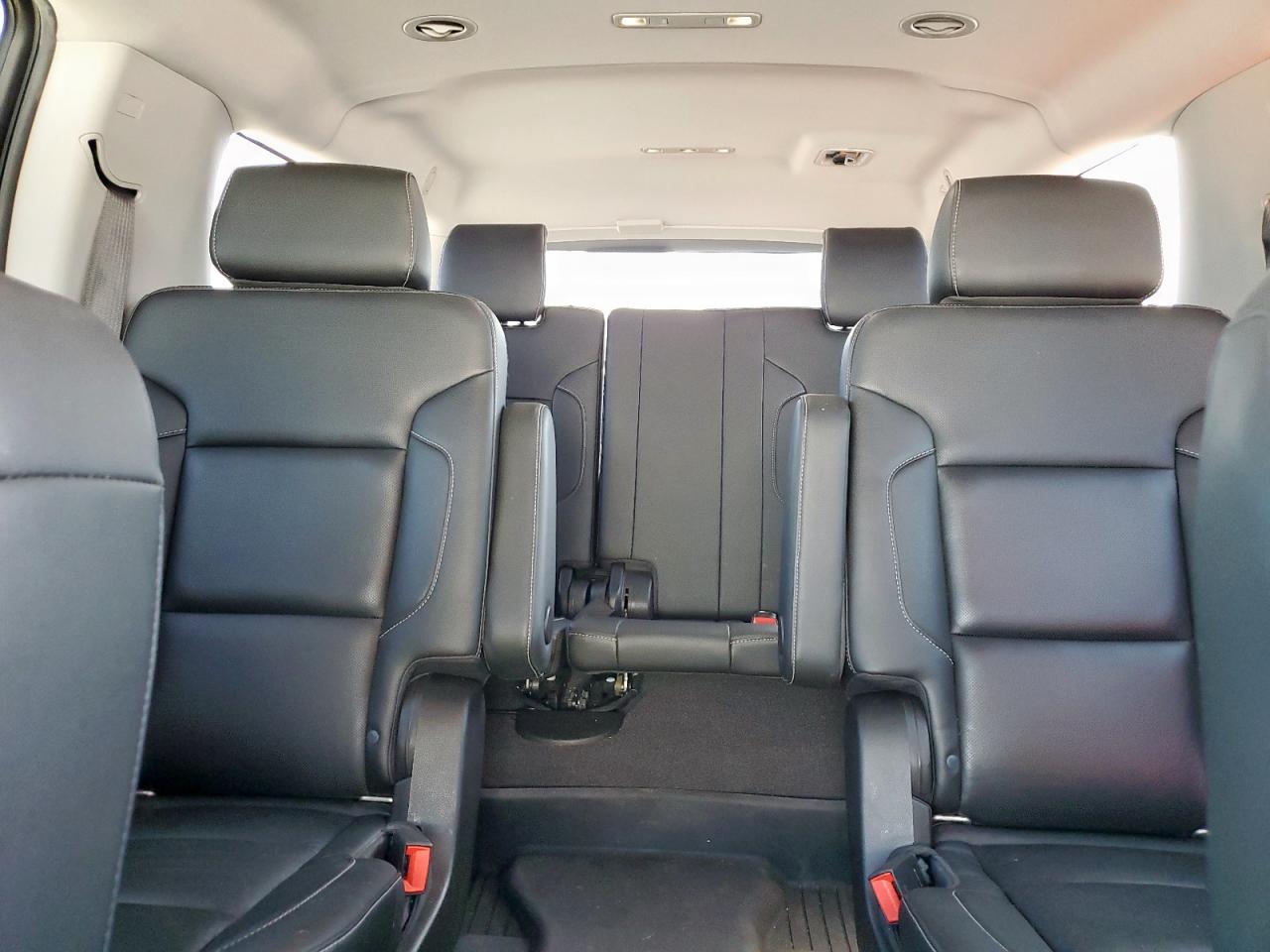 2020 GMC Yukon Xl C1500 Slt VIN: 1GKS1GKC5LR147084 Lot: 92340525