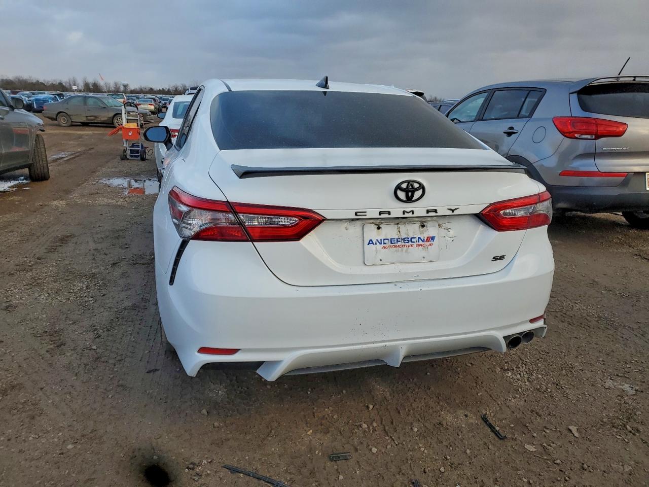 2019 Toyota Camry L VIN: 4T1B11HKXKU232680 Lot: 94089945