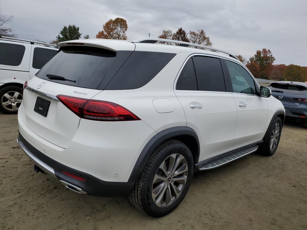 Фото: 4JGFB4KE5LA006990