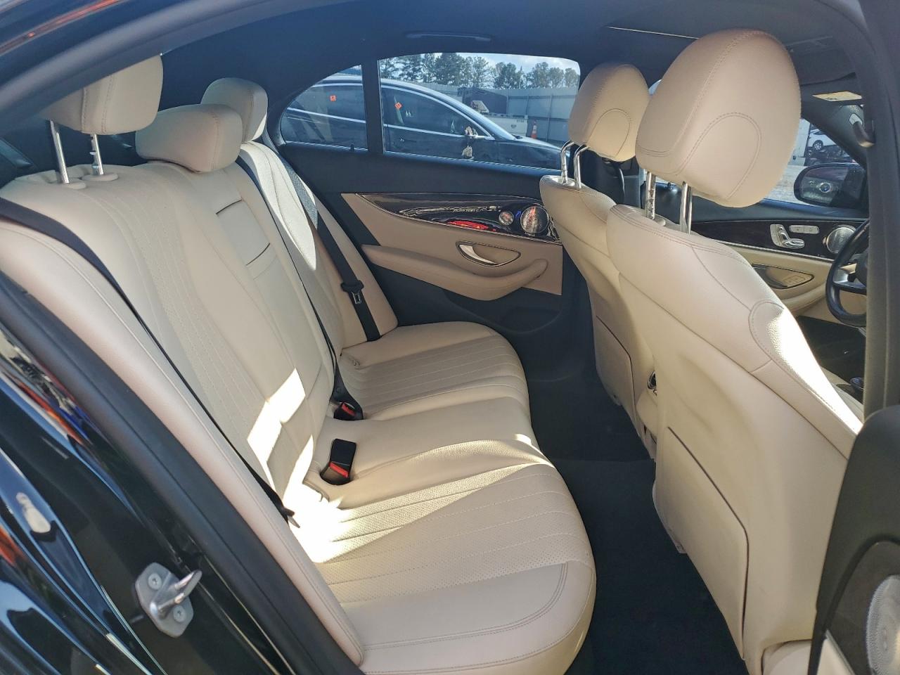 2017 Mercedes-Benz E 300 VIN: WDDZF4JB0HA183862 Lot: 94122595