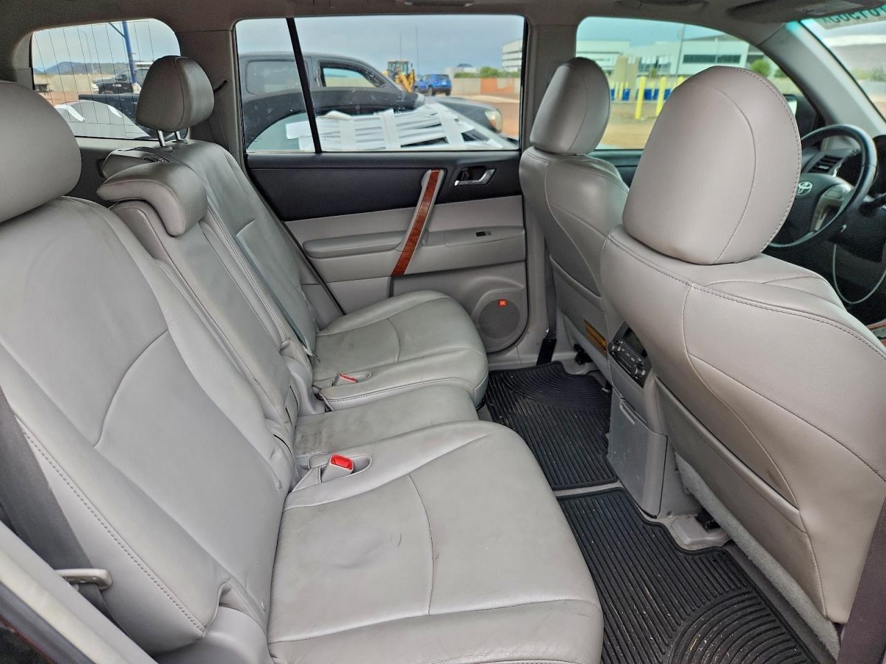 2010 Toyota Highlander Limited VIN: 5TDDK3EH7AS016478 Lot: 93781965