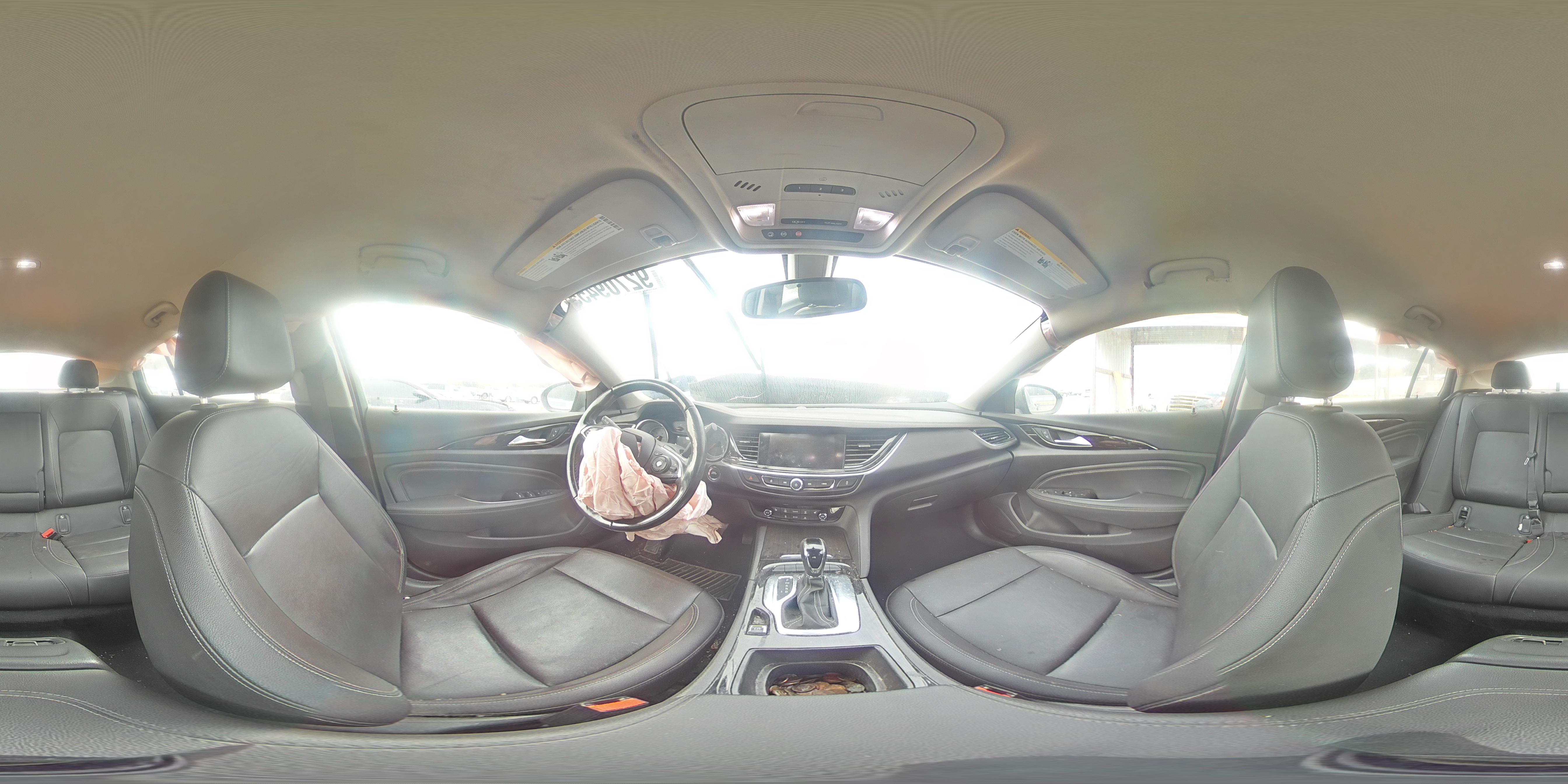 2018 Buick Regal Essence VIN: W04GP6SX5J1054259 Lot: 92709455